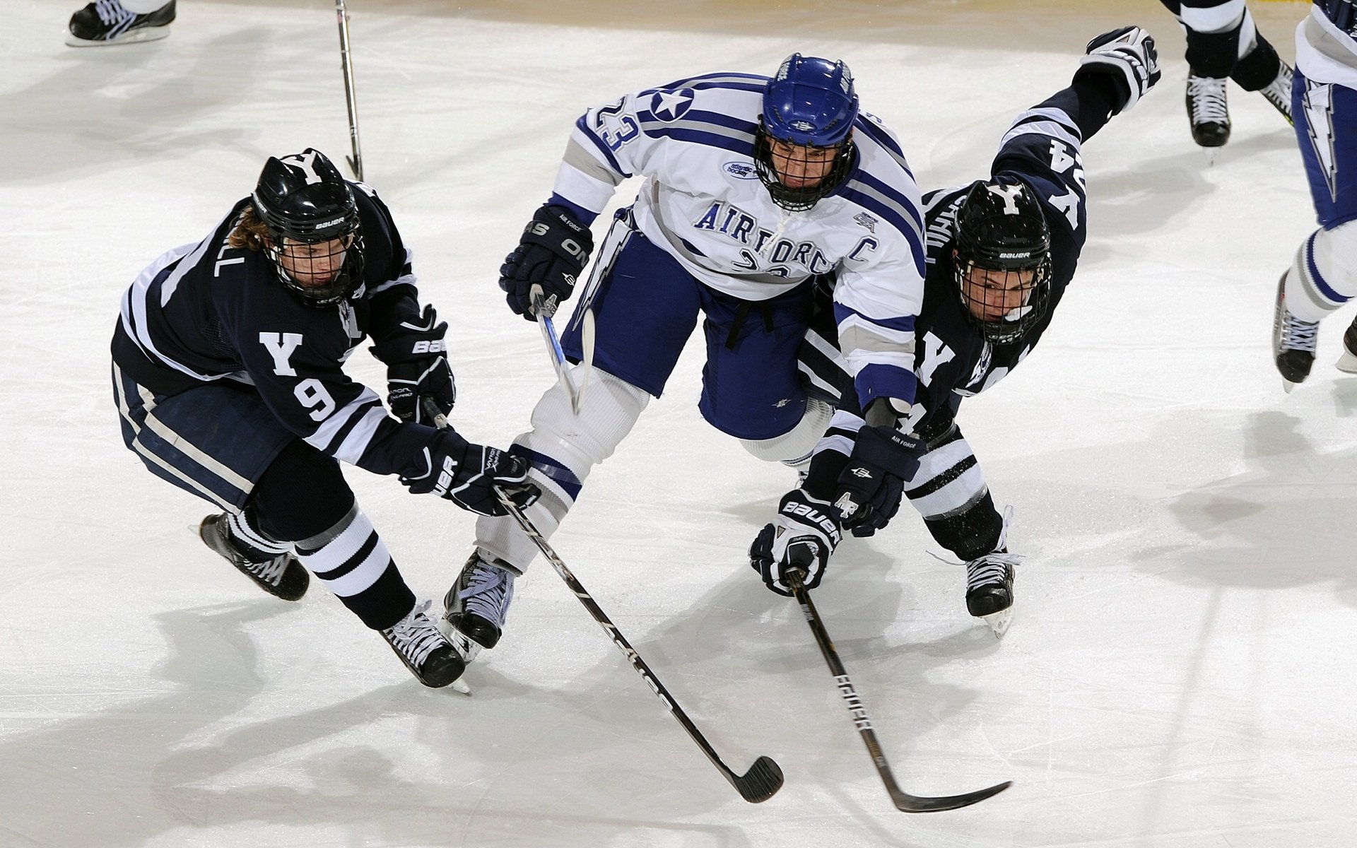开云-联盟是否应设立球员海外志愿服务基金
